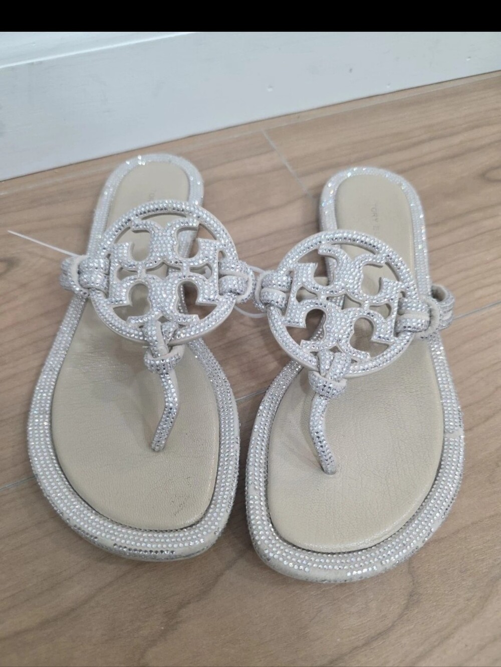 Tory Burch Women's Miller Knotted Pave Thong Sandals Stone Gray US Size 6.5